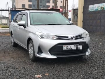 Toyota Fielder 2019